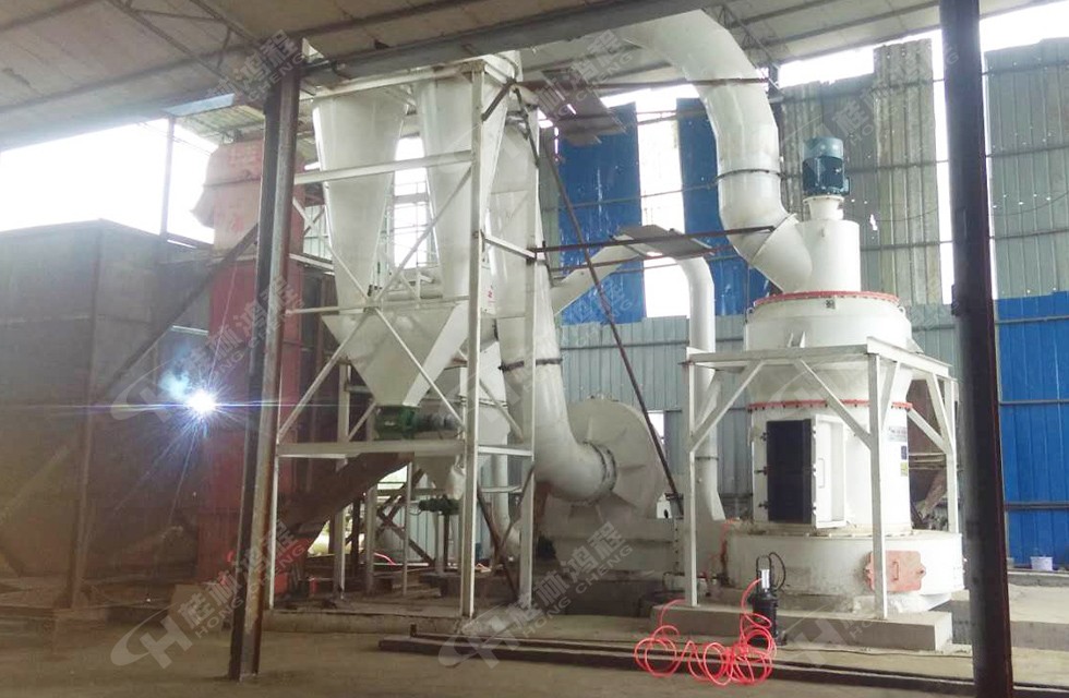 325目白云石粉生產設備HCQ新型磨粉機江西建材廠客戶投產 325目白云石粉生產設備HCQ新型磨粉機江西建材廠客戶投產