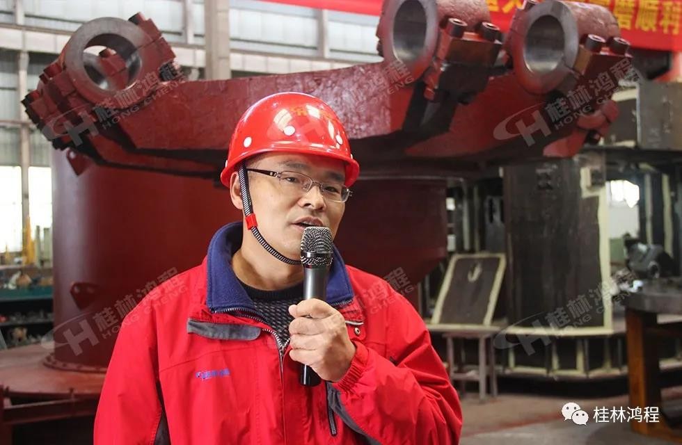 桂林鴻程首臺(tái)HC3000全球大型雷蒙磨正式投入市場 桂林鴻程首臺(tái)HC3000全球大型雷蒙磨正式投入市場